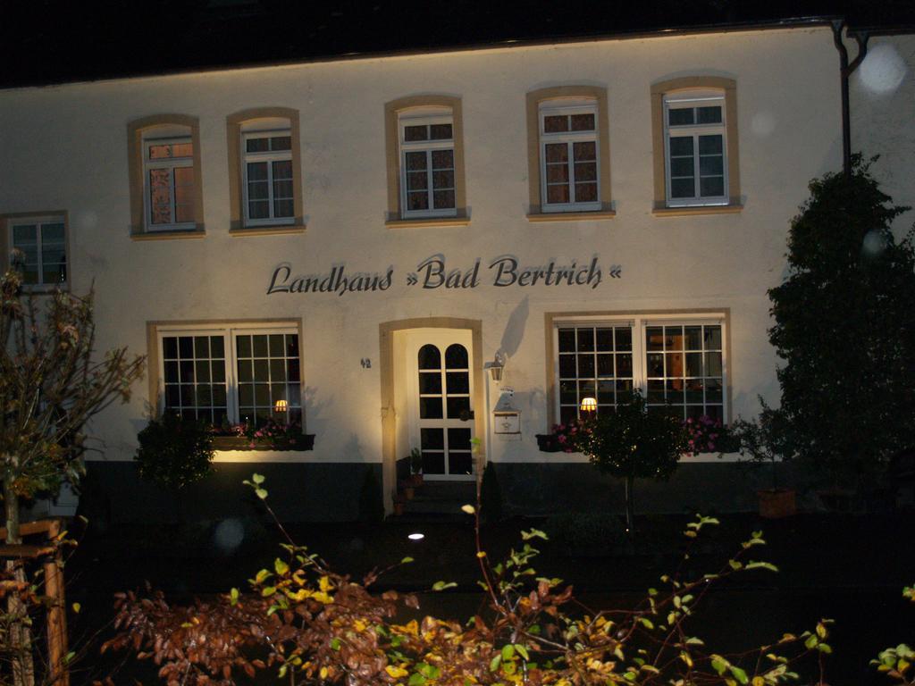 Landhaus באד ברטריך מראה חיצוני תמונה